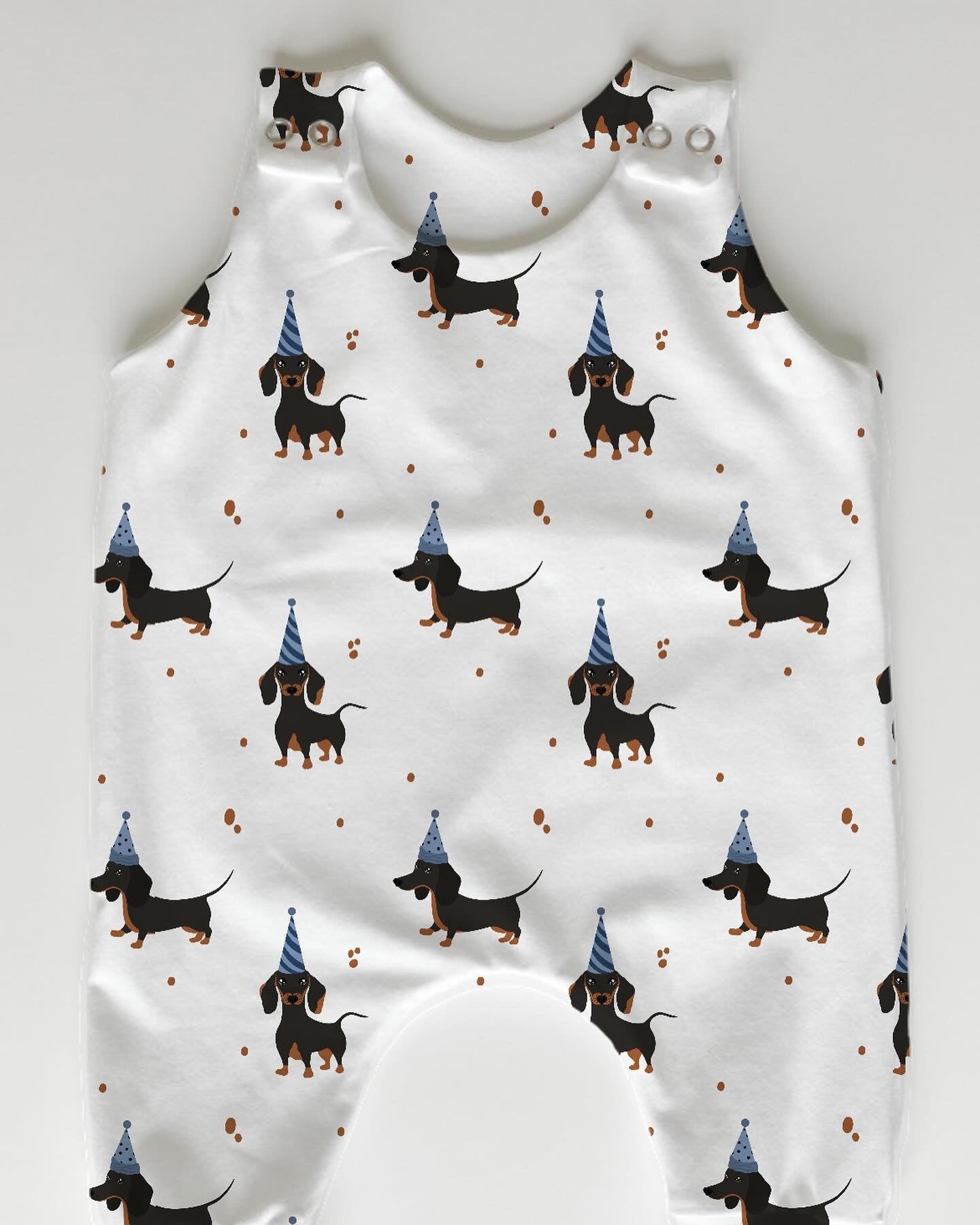 Blue party hat Dachshund birthday romper