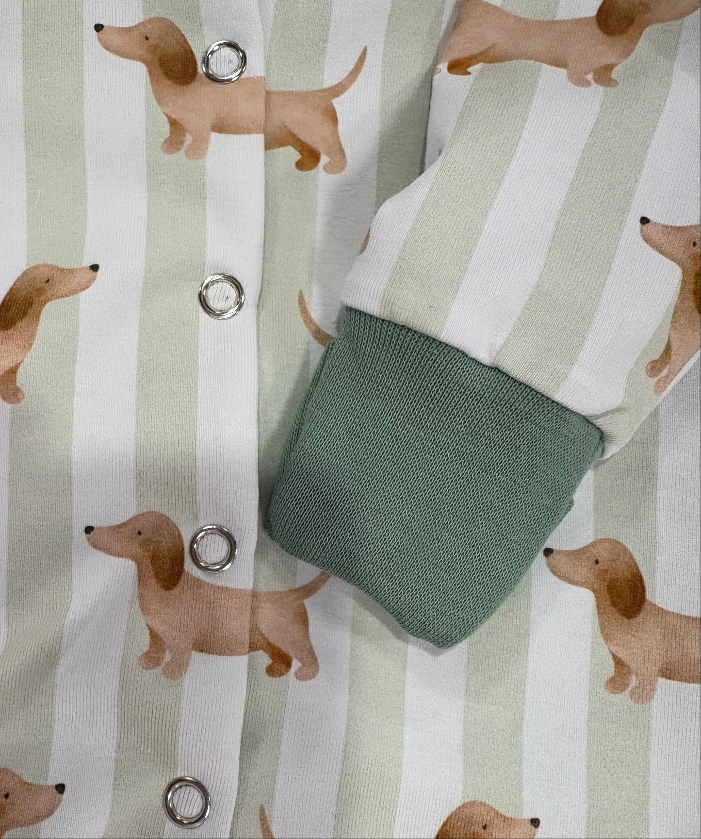 Li'l Pup popper baby grow