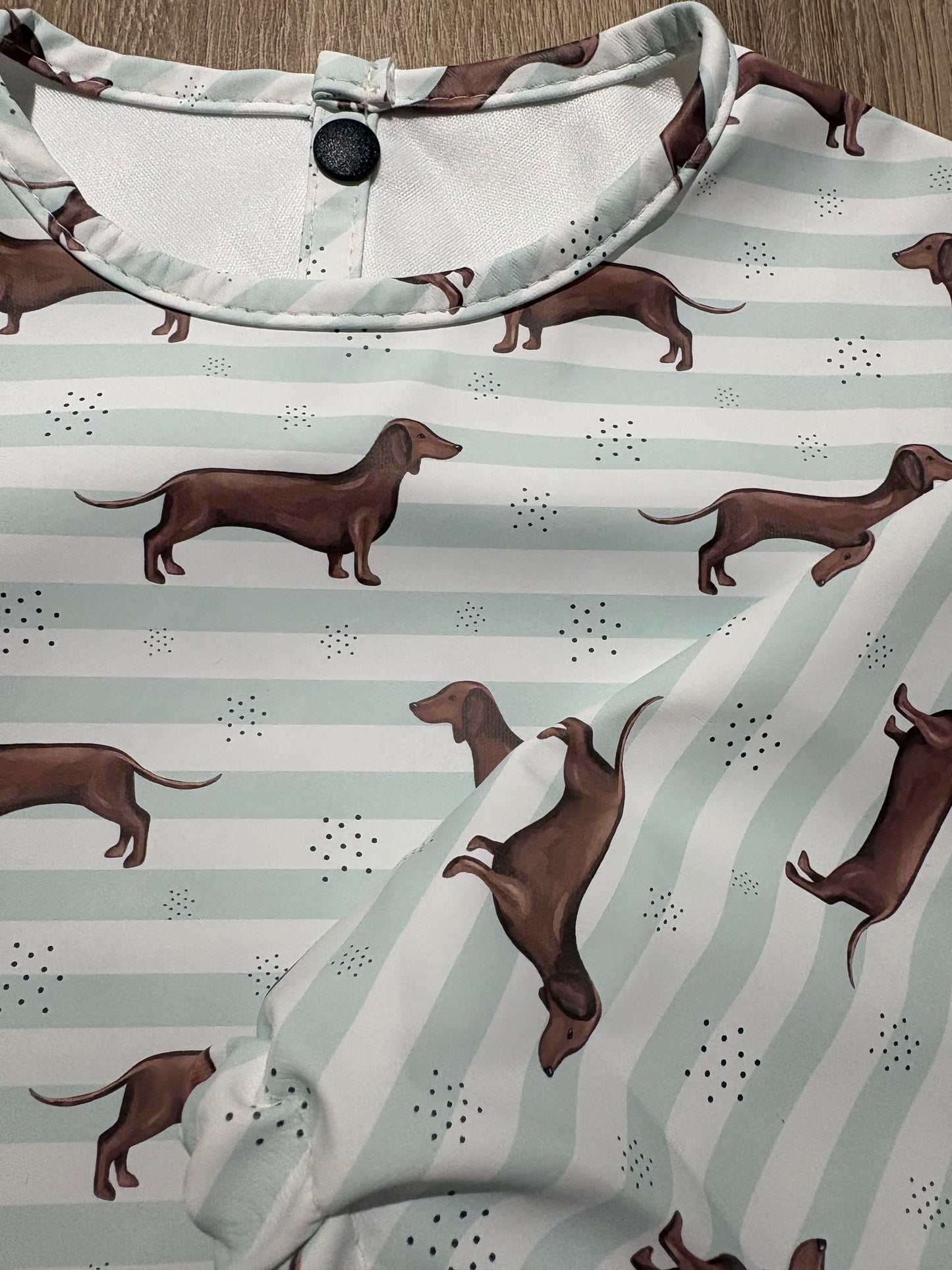 Coverall weaning bib