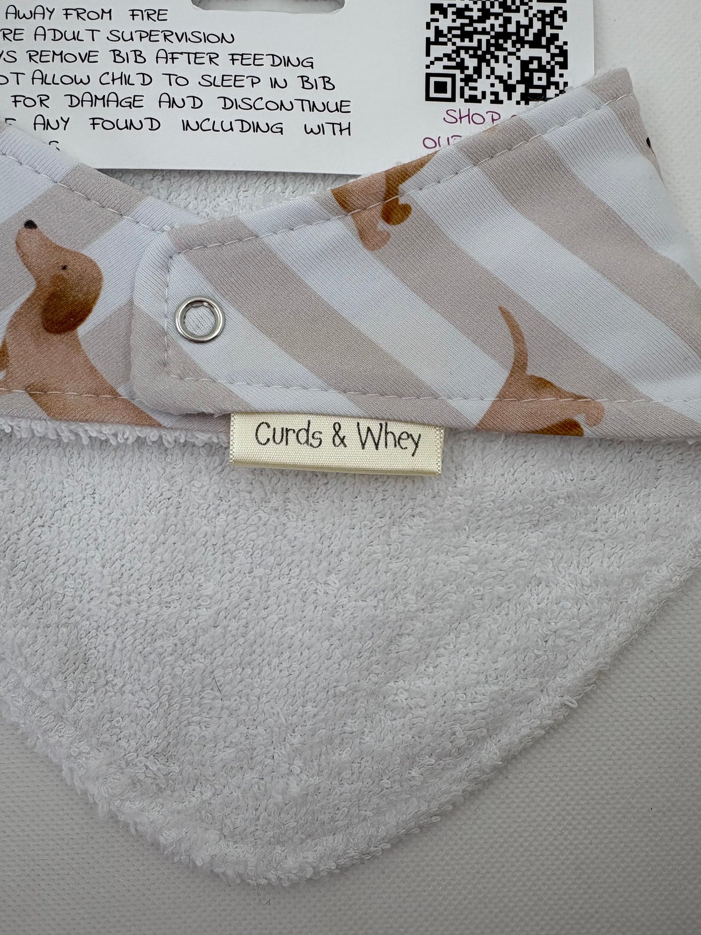 Li'l Pup bib