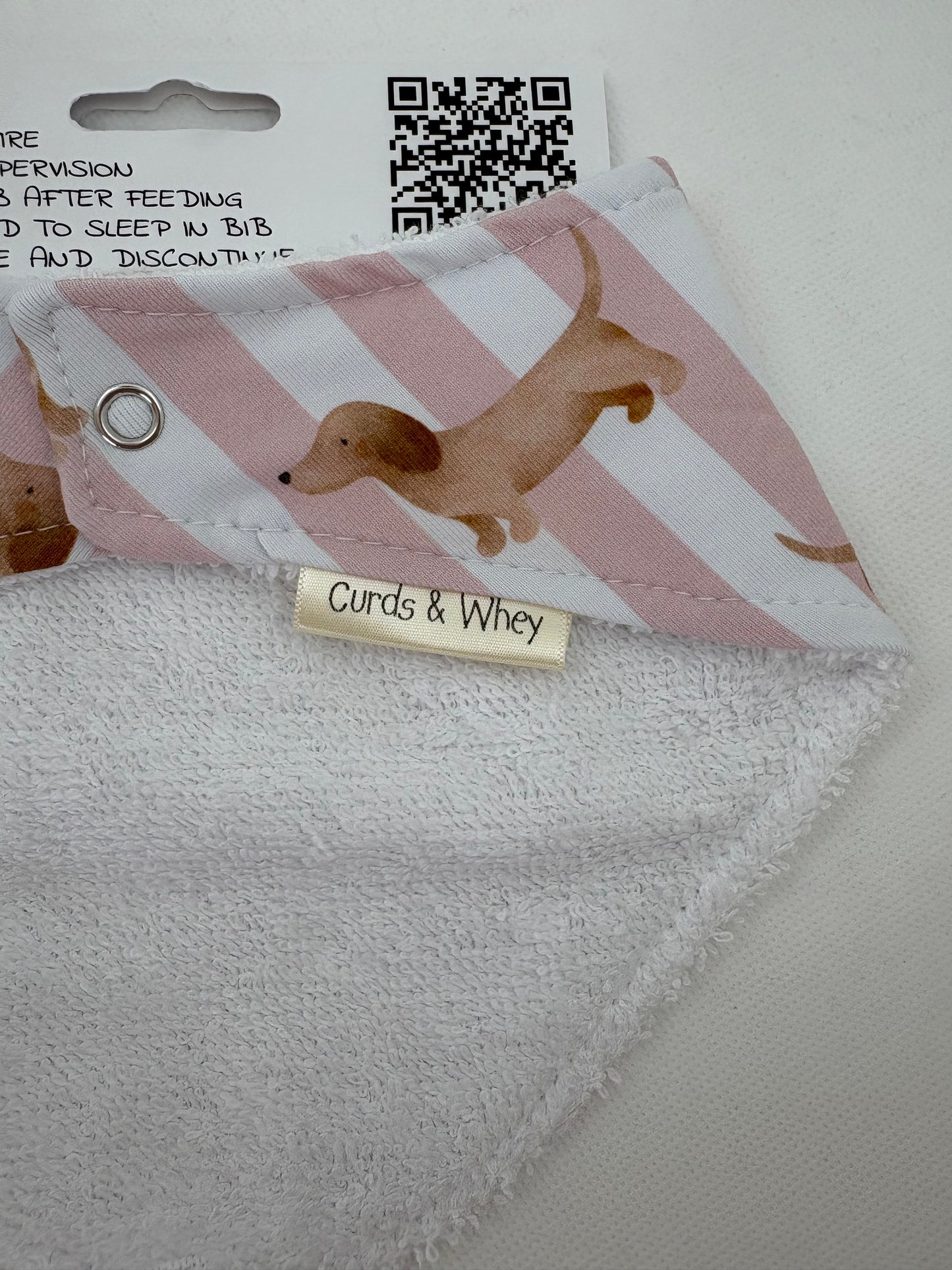 Li'l Pup bib