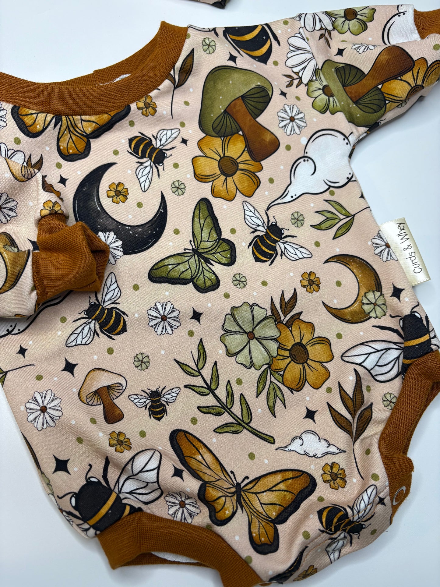 autumn bee