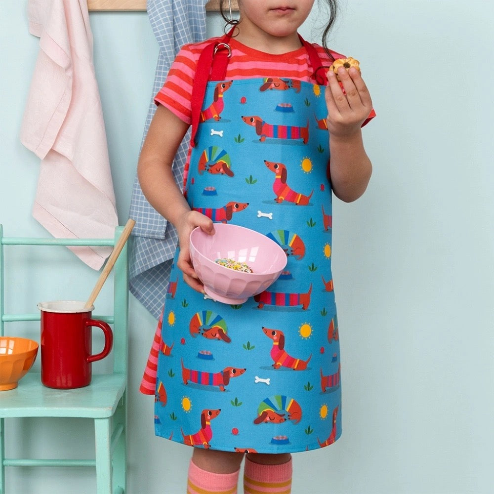 Wipeable cotton children's Dachshund apron - Sunny Sausage Dog